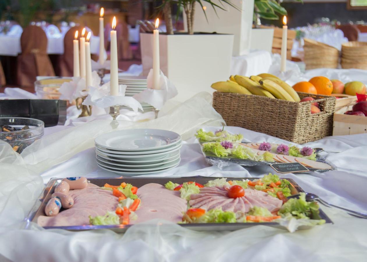 Der Schoene Asten - Resort Winterberg Bagian luar foto