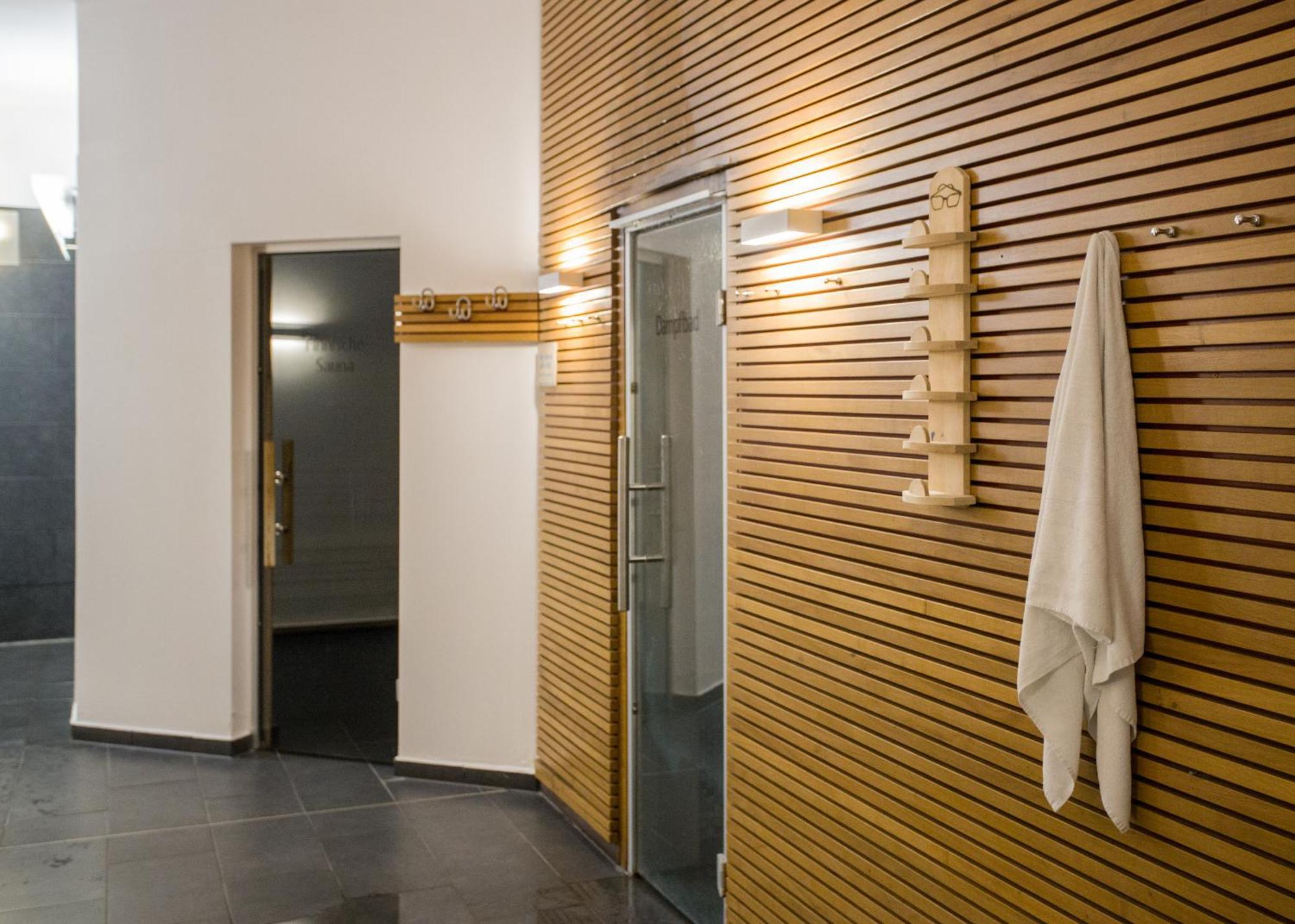 Der Schoene Asten - Resort Winterberg Bagian luar foto