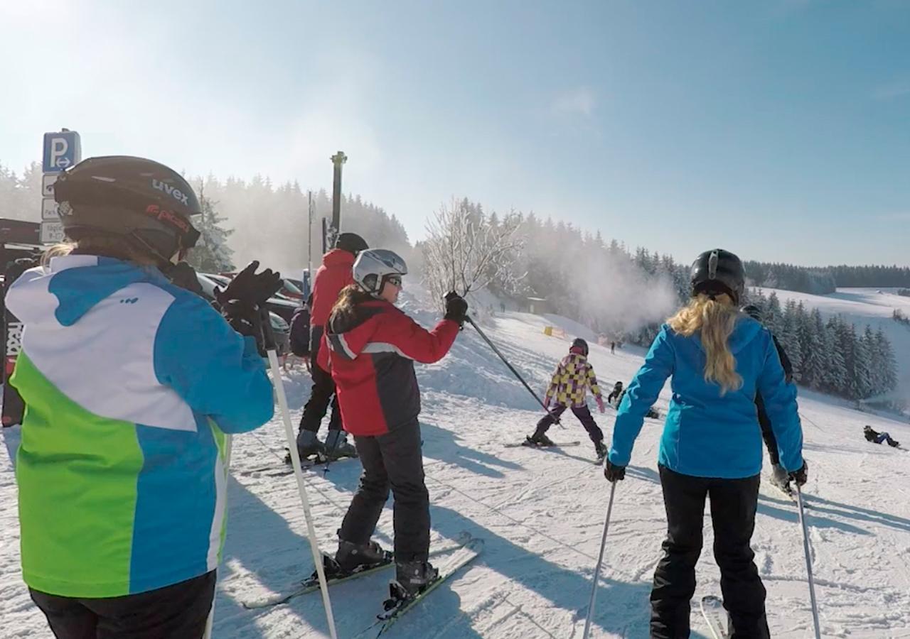 Der Schoene Asten - Resort Winterberg Bagian luar foto